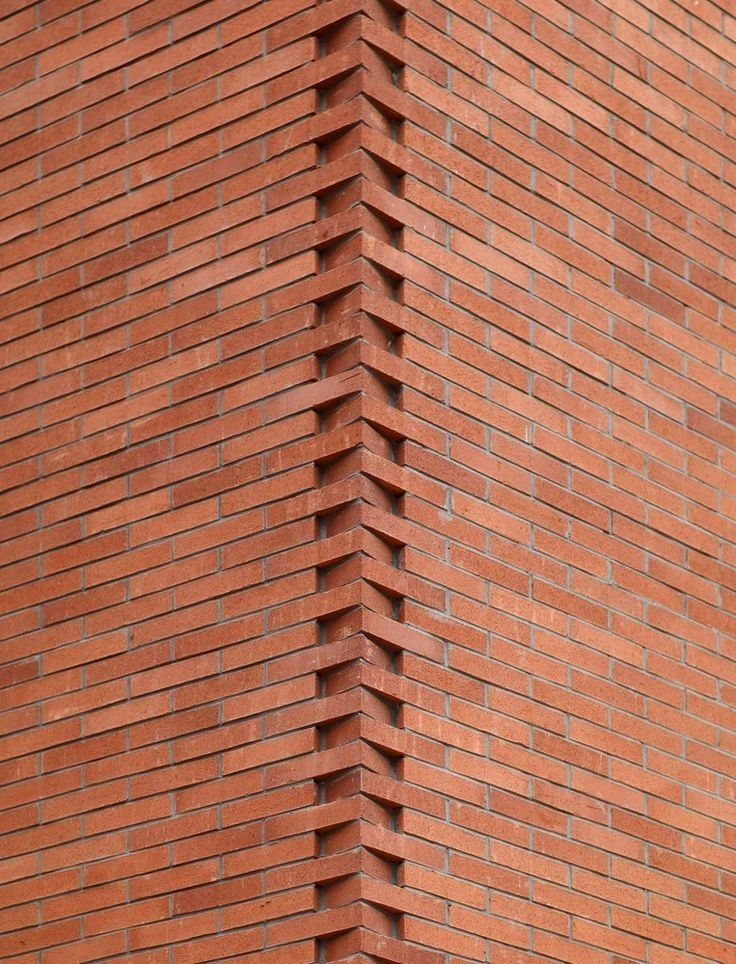 Modern Brick Corner Detail with Staggered Pattern